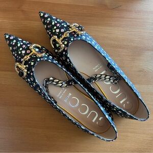 Gucci x Liberty London horsebit chain leather flats 

size 39